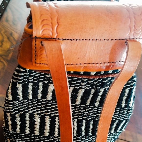 East African Swahili Backpack - Picture 2 of 3